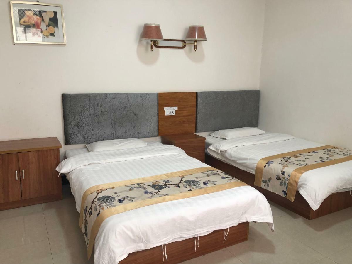 Huashan Gehui Hotel Huayin Екстер'єр фото